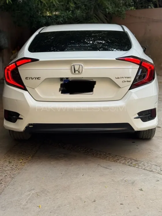 Honda Civic 2017 for Sale in Karachi Image-1