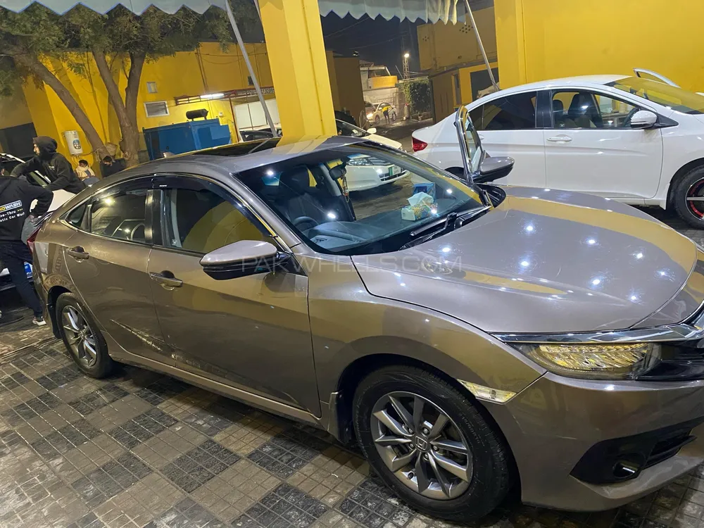 Honda Civic 2018 for Sale in Bahawalpur Image-1