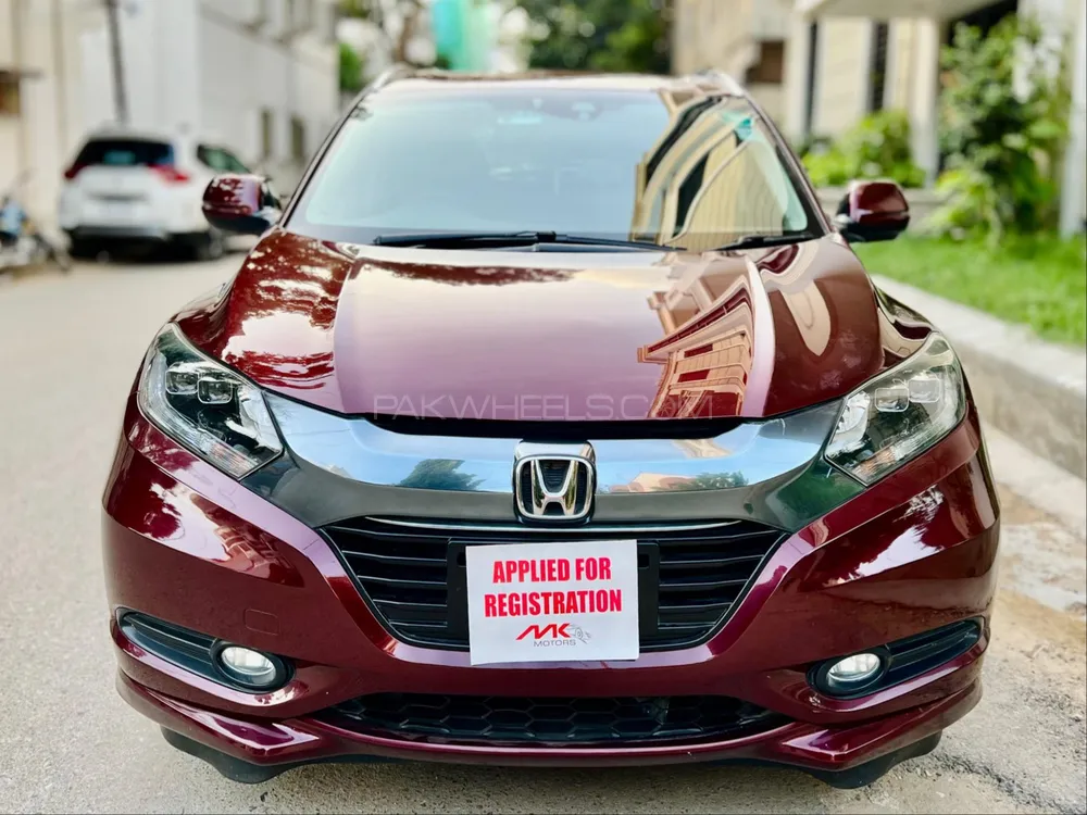 Honda Vezel 2014 for Sale in Karachi Image-1