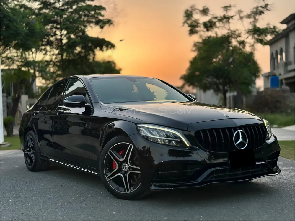 Mercedes Benz C Class 2019 for Sale in Lahore Image-1
