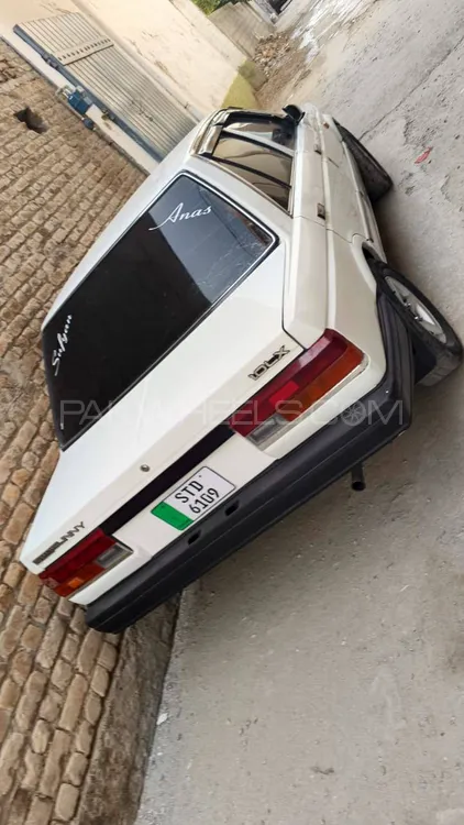 Nissan Sunny 1988 for Sale in Mardan Image-1