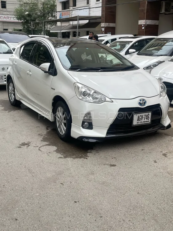 Toyota Aqua 2014 for Sale in Karachi Image-1