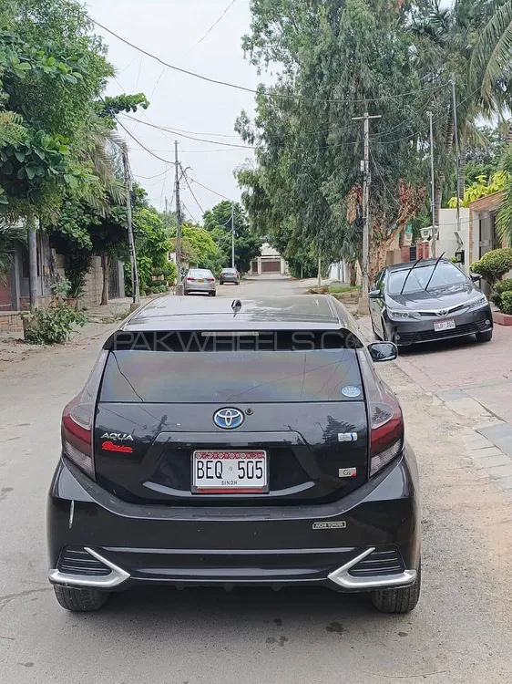 Toyota Aqua 2012 for Sale in Karachi Image-1