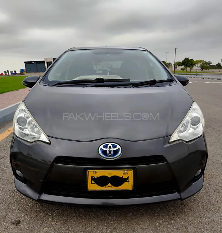 Toyota Aqua 2012 for Sale in Karachi Image-1