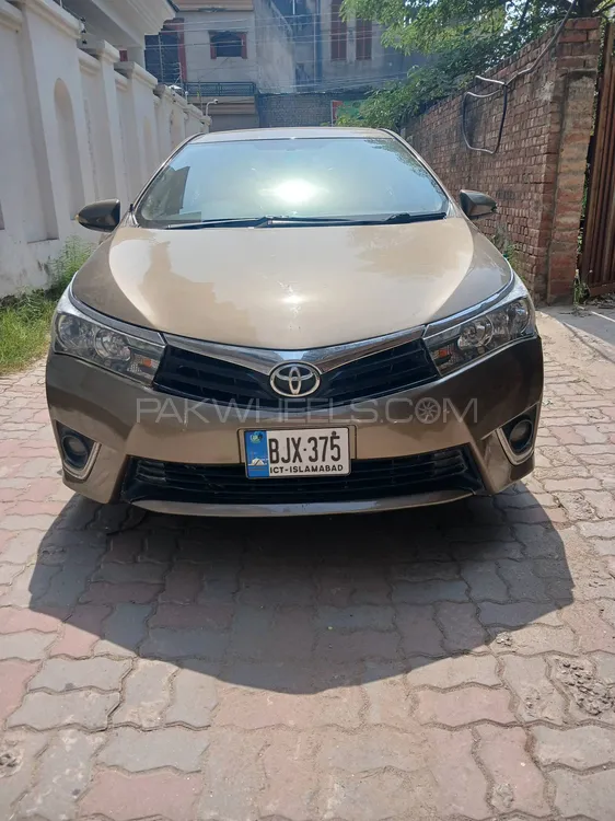 Toyota Corolla 2015 for Sale in Lahore Image-1
