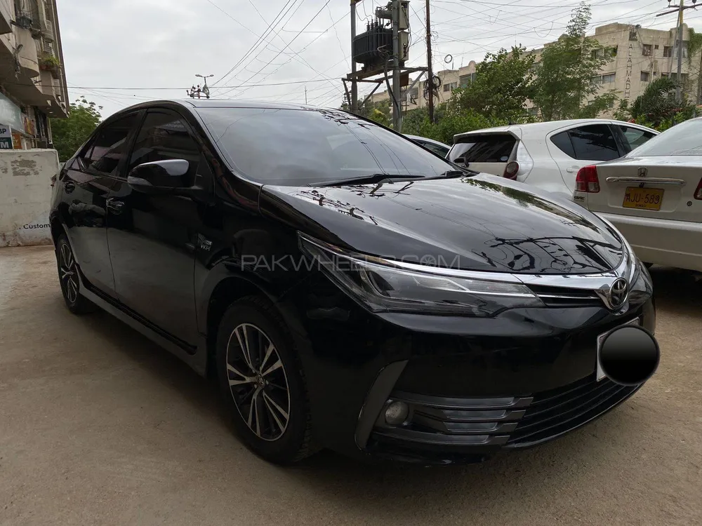Toyota Corolla 2019 for Sale in Karachi Image-1