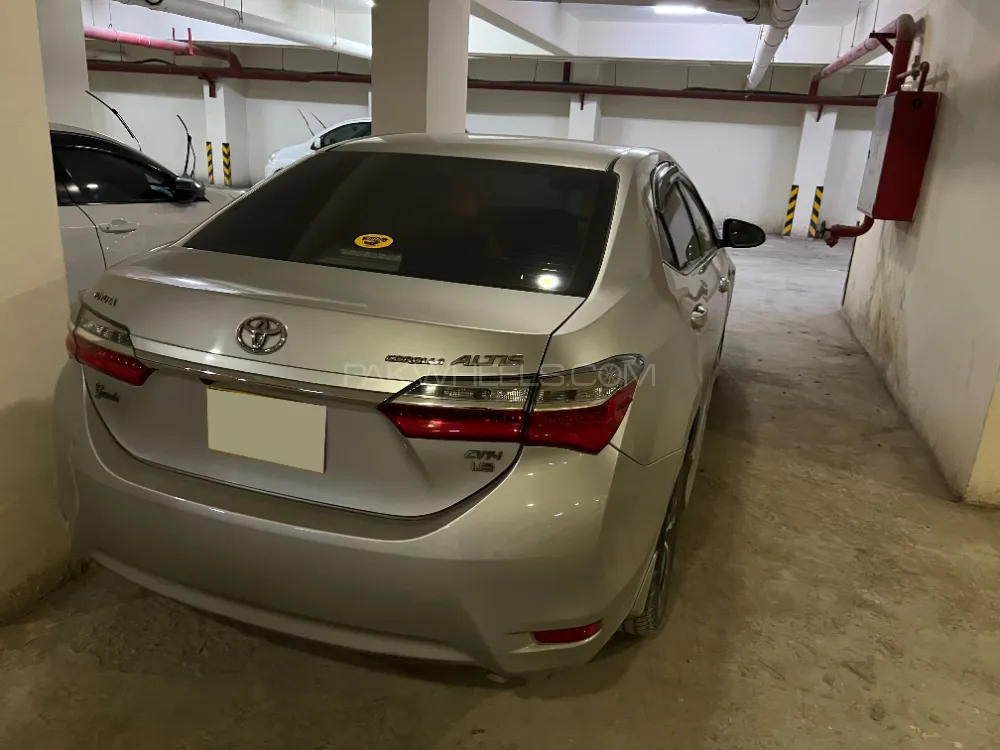 Toyota Corolla 2020 for Sale in Karachi Image-1