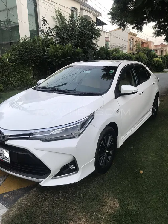 Toyota Corolla 2020 for Sale in Lahore Image-1