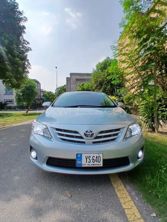 Toyota Corolla 2013 for Sale in Lahore Image-1