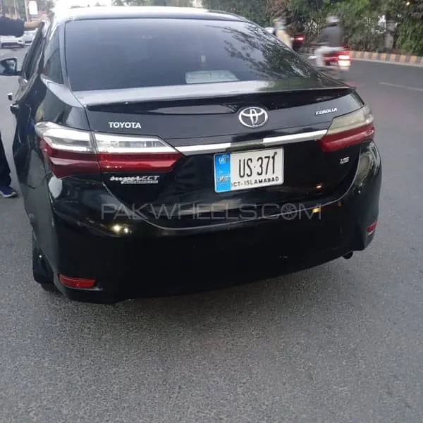 Toyota Corolla 2016 for Sale in Lahore Image-1