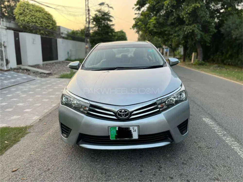 Toyota Corolla 2016 for Sale in Lahore Image-1