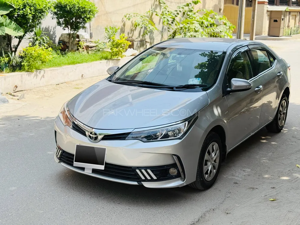 Toyota Corolla 2019 for Sale in Faisalabad Image-1