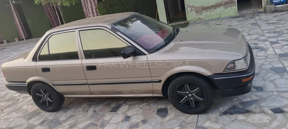 Toyota Corolla 1987 for Sale in Dera ismail khan Image-1
