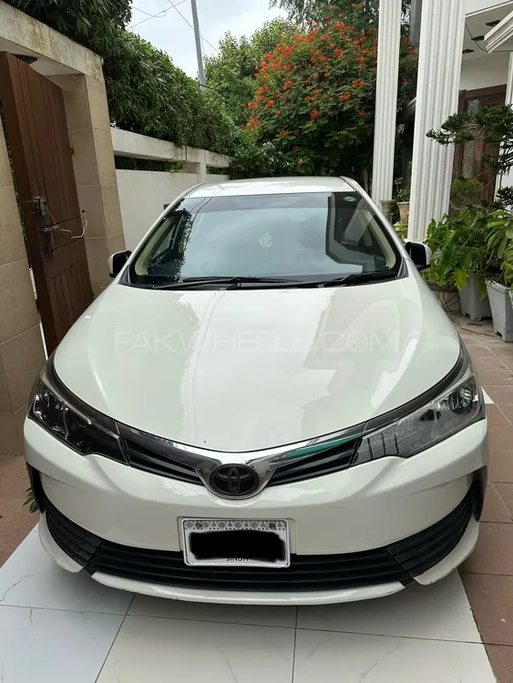 Toyota Corolla 2019 for Sale in Karachi Image-1