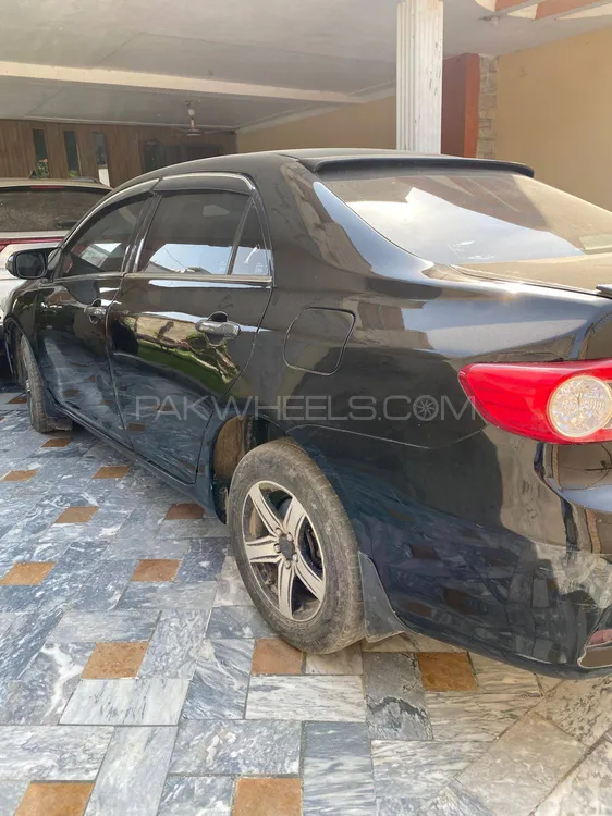 Toyota Corolla 2013 for Sale in Sialkot Image-1