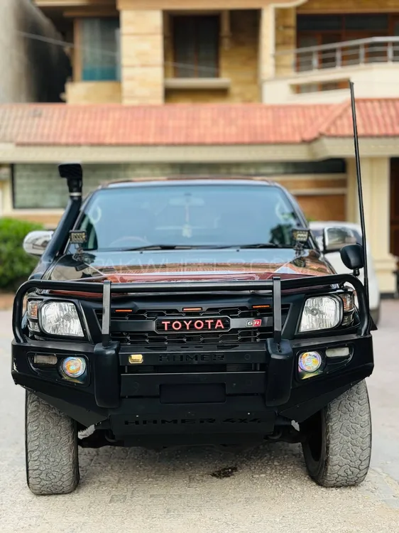 Toyota Hilux 2012 for Sale in Karachi Image-1