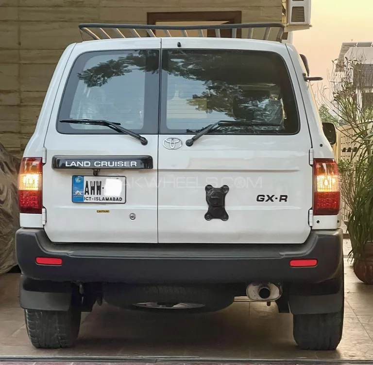 Toyota Land Cruiser 2005 for Sale in Islamabad Toyota Land Cruiser 2005 for Sale in Islamabad Image-3