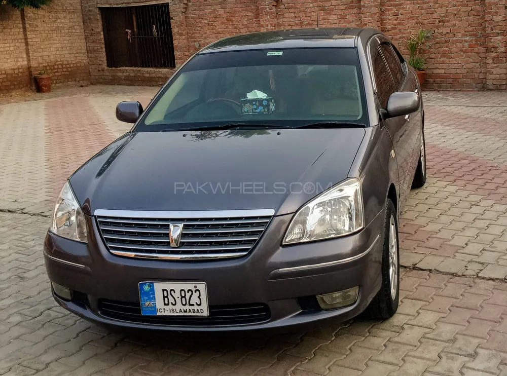 Toyota Premio 2014 for Sale in Peshawar Image-1