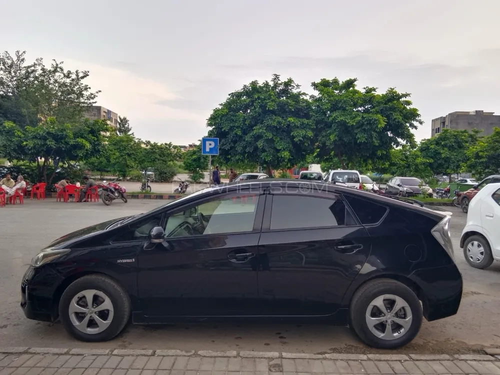 Toyota Prius 2014 for Sale in Rawalpindi Image-1