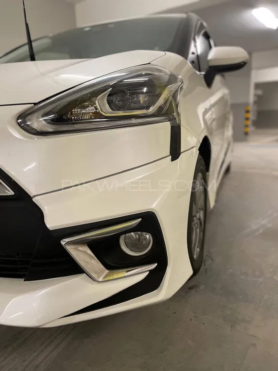 Toyota Sienta 2018 for Sale in Karachi Image-1