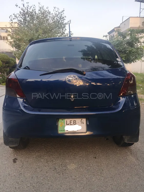 Toyota Vitz 2009 for Sale in Lahore Image-1