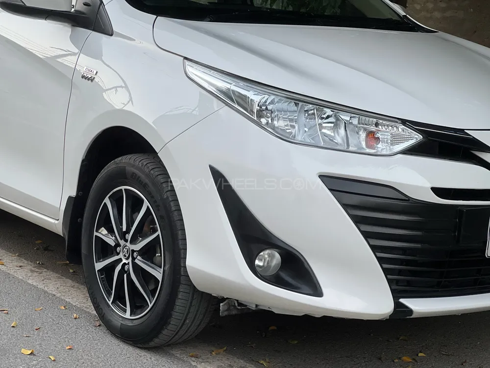 Toyota Yaris Sedan 2020 for Sale in Lahore Image-1