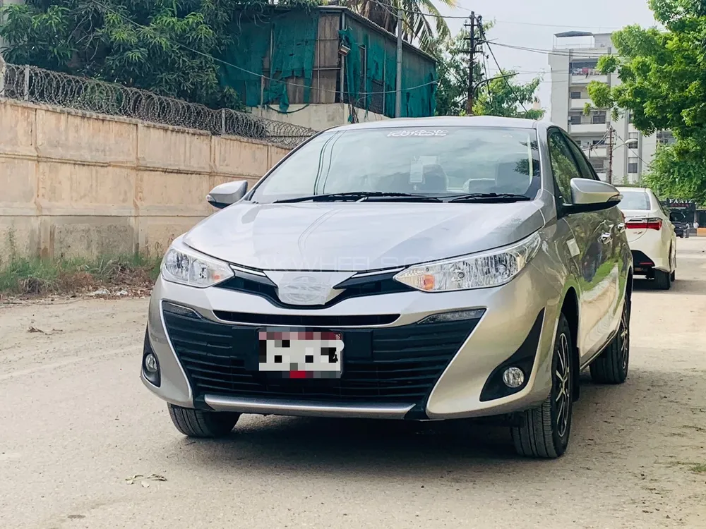 Toyota Yaris Sedan 2022 for Sale in Karachi Image-1