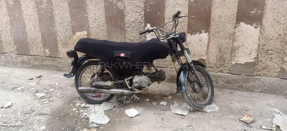 Unique Xtreme UD 70 2011 for Sale Image-1
