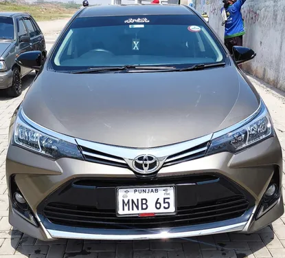 Toyota Corolla Altis Automatic 1.6 2015