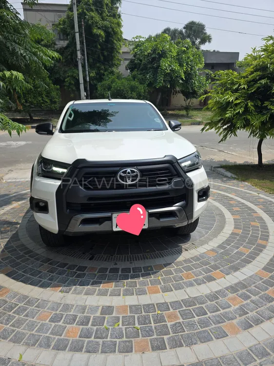Toyota Hilux 2022 for Sale in Faisalabad Image-1