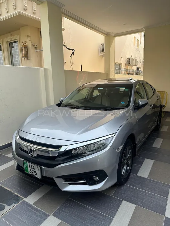 Honda Civic 2020 for Sale in Lahore Image-1