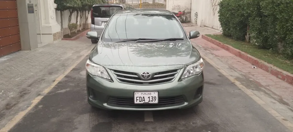 Toyota Corolla 2012 for Sale in Lahore Image-1