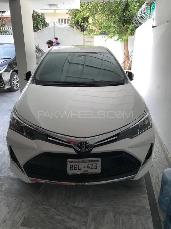 Toyota Corolla 2016 for Sale in Islamabad Image-1
