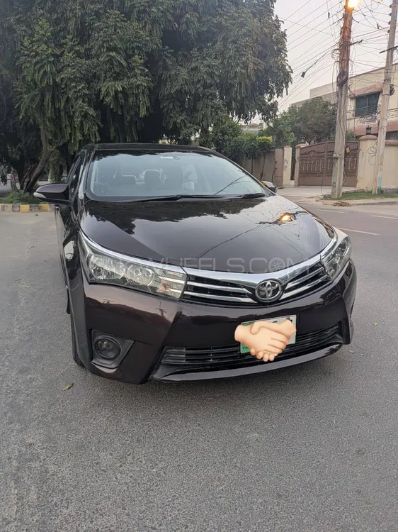 Toyota Corolla 2017 for Sale in Lahore Image-1