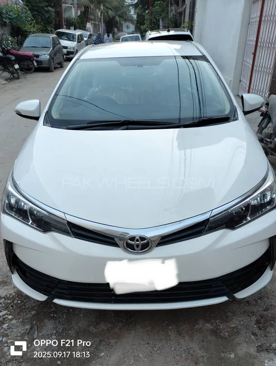 Toyota Corolla 2019 for Sale in Karachi Image-1
