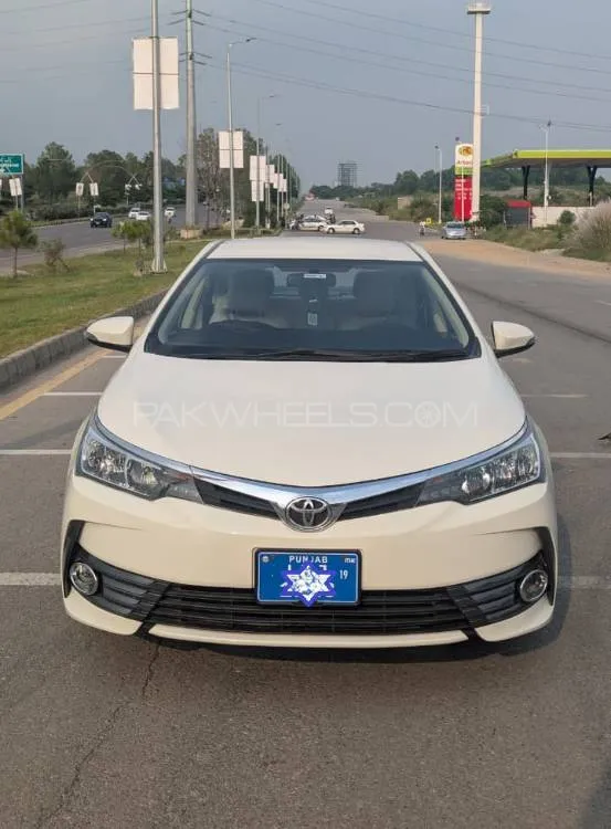 Toyota Corolla 2019 for Sale in Islamabad Image-1