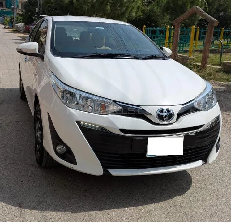 Toyota Yaris Sedan 2021 for Sale in Islamabad Image-1