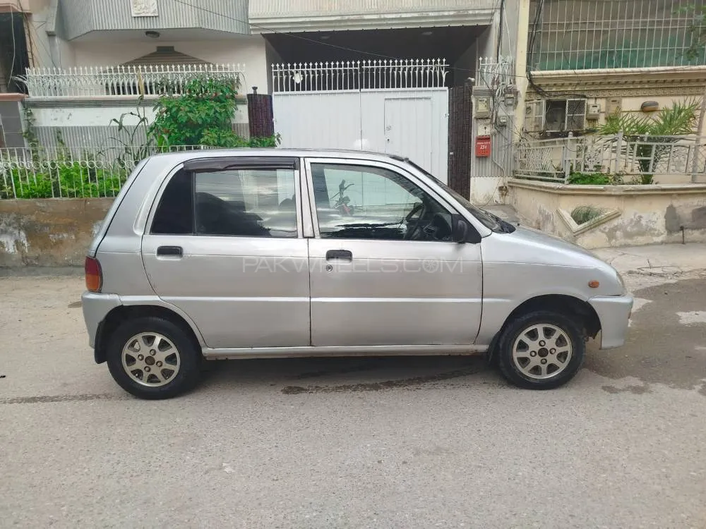 Daihatsu Cuore 2010 for Sale in Karachi Image-1
