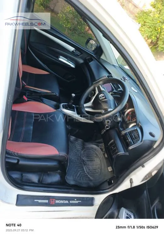 Honda City 2010 for Sale in Peshawar Image-1