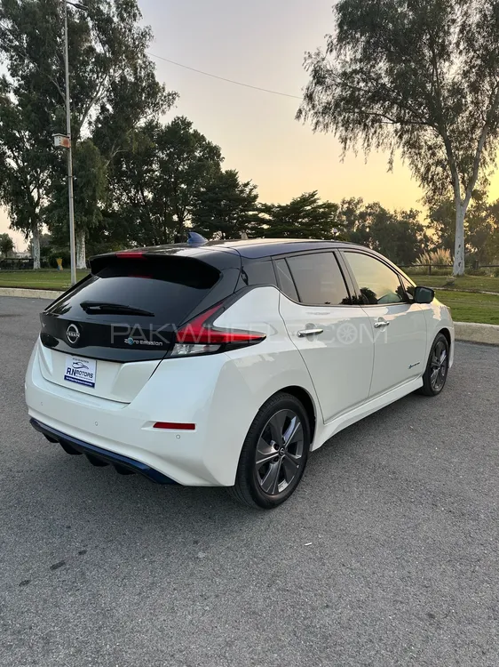 Nissan Leaf 2022 for Sale in Lahore Image-1