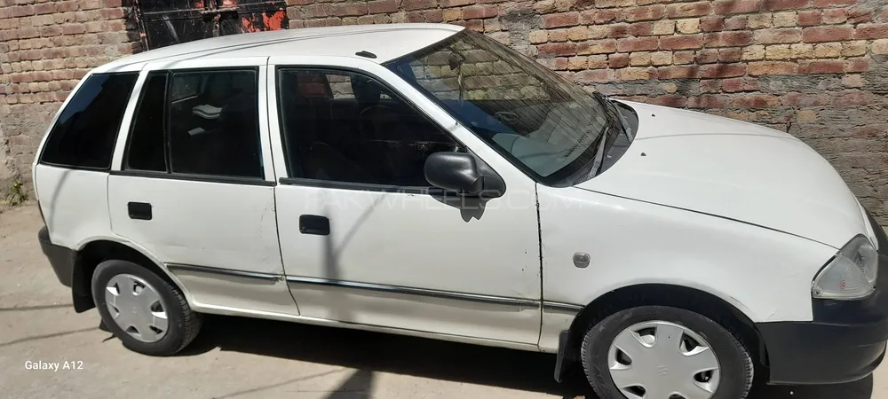 Suzuki Cultus 2004 for Sale in Lahore Image-1