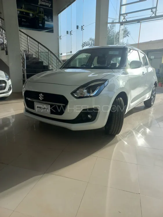 Suzuki Swift 2025 for Sale in Multan Image-1