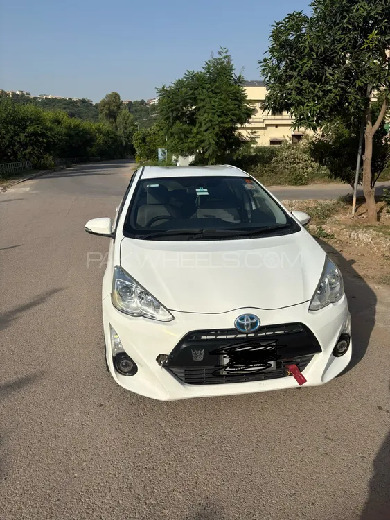 Toyota Aqua 2015 for Sale in Rawalpindi Image-1