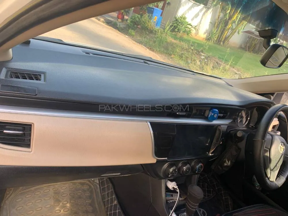Toyota Corolla 2014 for Sale in Islamabad Image-1