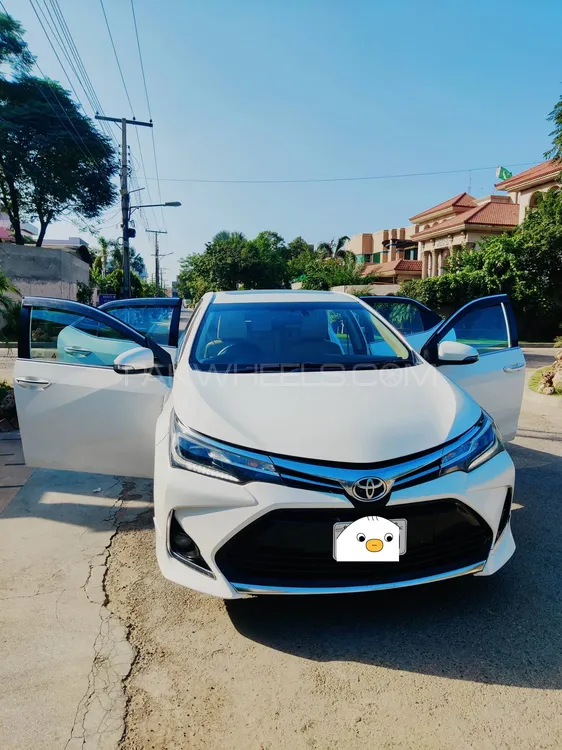 Toyota Corolla 2020 for Sale in Lahore Image-1