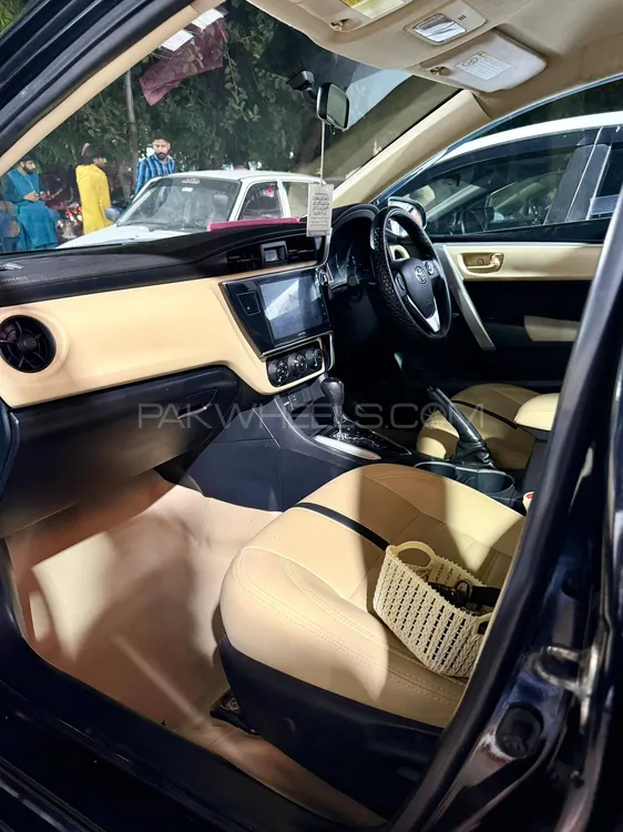 Toyota Corolla 2021 for Sale in Lahore Image-1