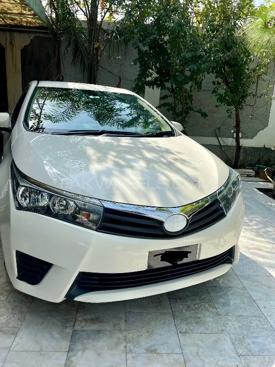 Toyota Corolla 2015 for Sale in Mardan Image-1