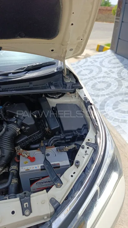 Toyota Corolla 2018 for Sale in D.G.Khan Toyota Corolla 2018 for Sale in D.G.Khan Image-9