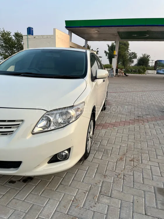 Toyota Corolla 2010 for Sale in Mandi bahauddin Image-1