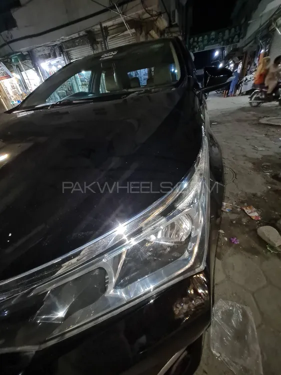 Toyota Corolla 2016 for Sale in Lahore Image-1